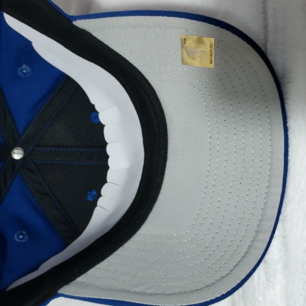 NBA 47 Philadelphia 76ers hat - Picture 9 of 11
